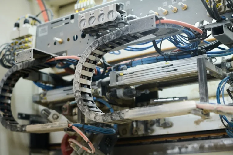 Cabos elétricos de alta performance: reduza custos na sua indústria