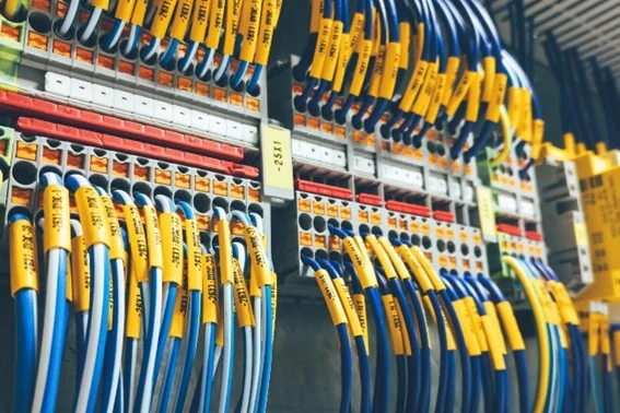 Impactos da automação industrial por cabos elétricos especiais